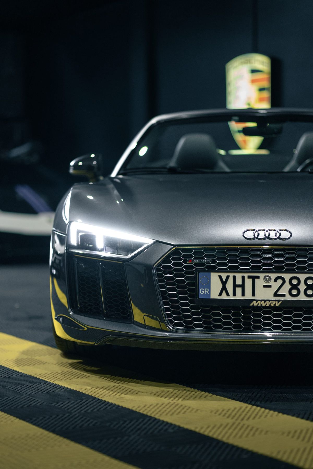 Audi R8 V10 Plus photo 3