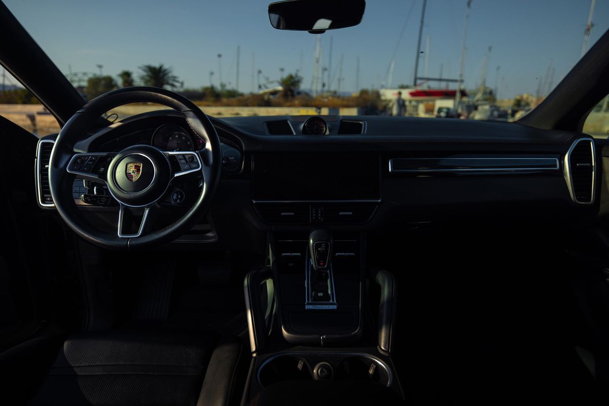 Porsche Cayenne E-Hybrid Coupé photo 7