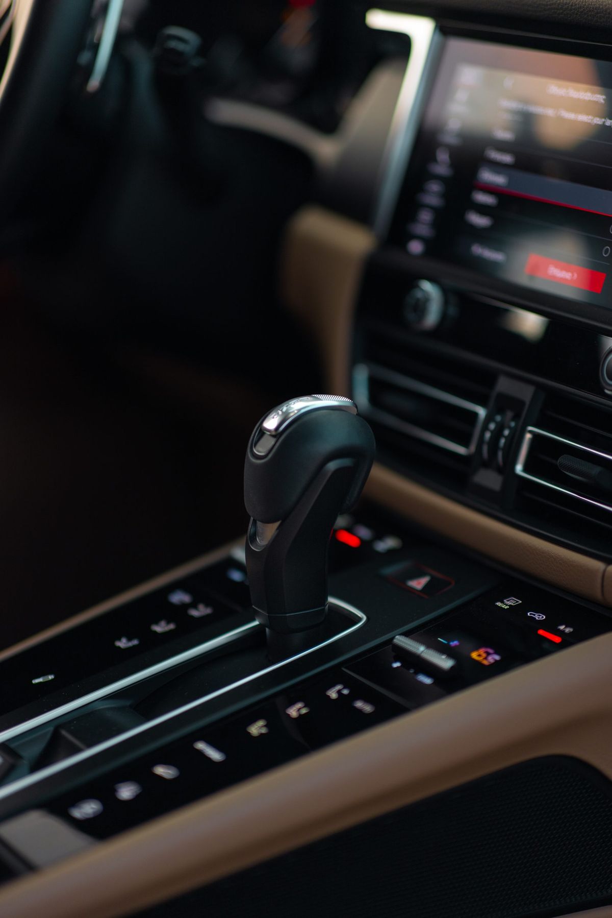 Porsche Macan 2023 photo 13