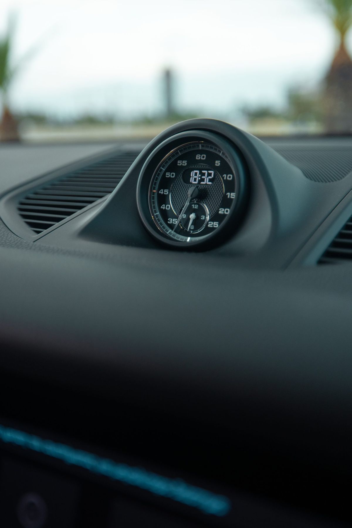 Porsche Macan 2023 photo 17
